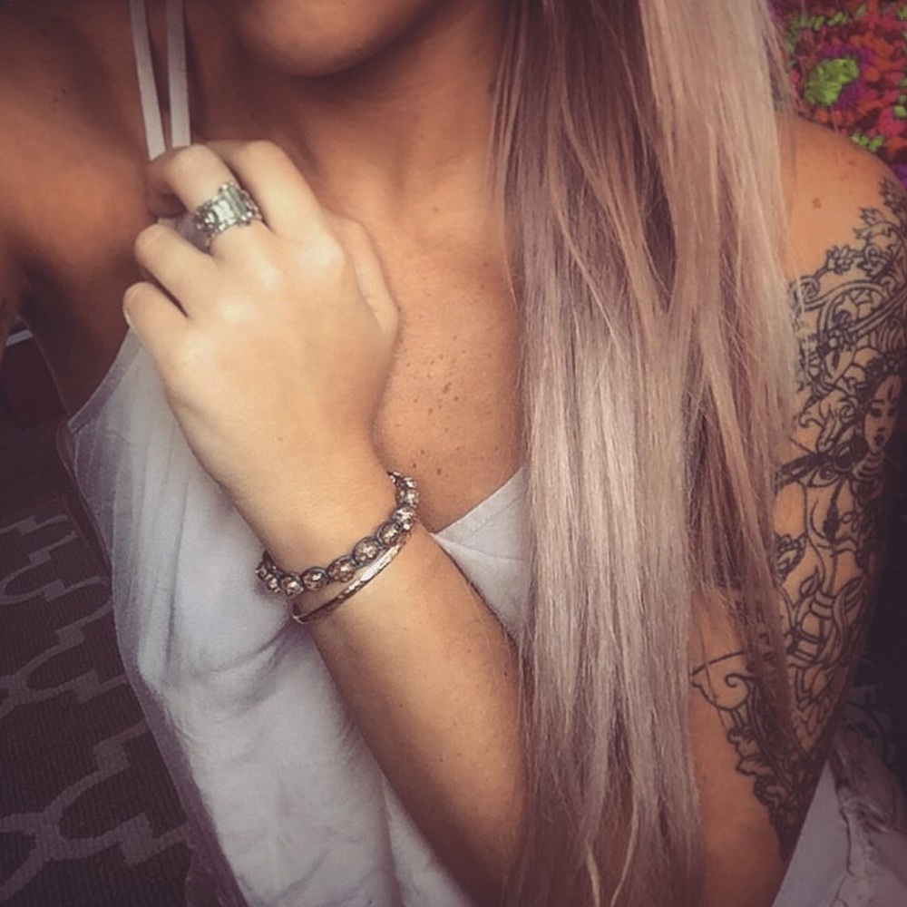 Handmade crackle quartz adjustable bracelet