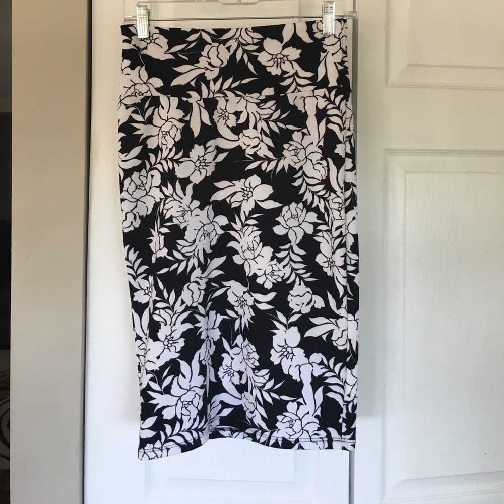 🌟Lularoe Cassie skirt🌟