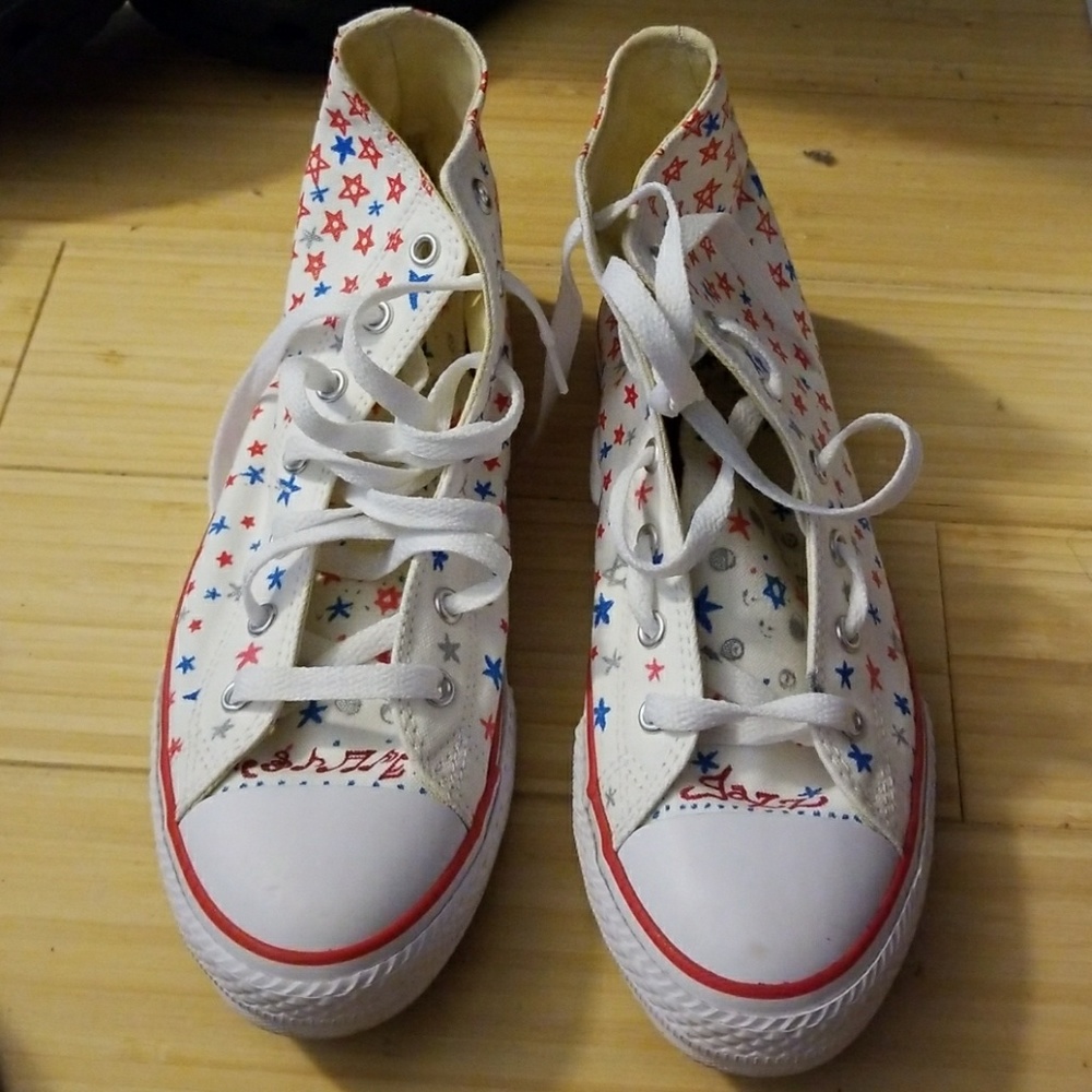 Big Kids Converse size 5y