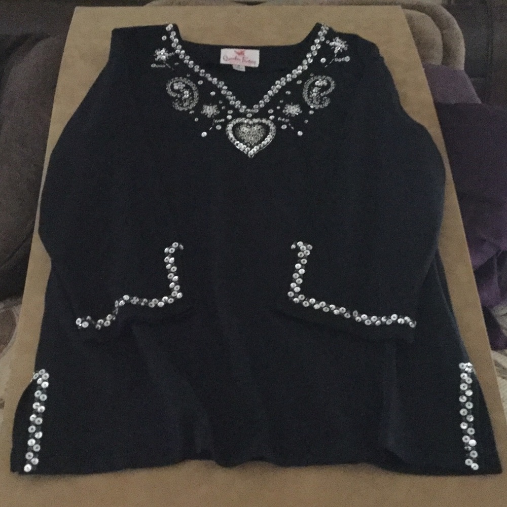 Quacker Factory black long sleeve tunic