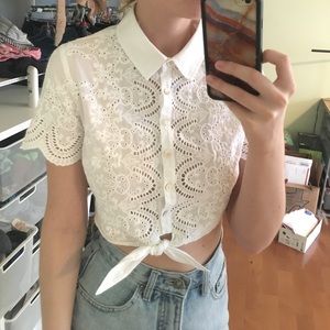 Vintage White Eyelet Lace Collared Tie Shirt
