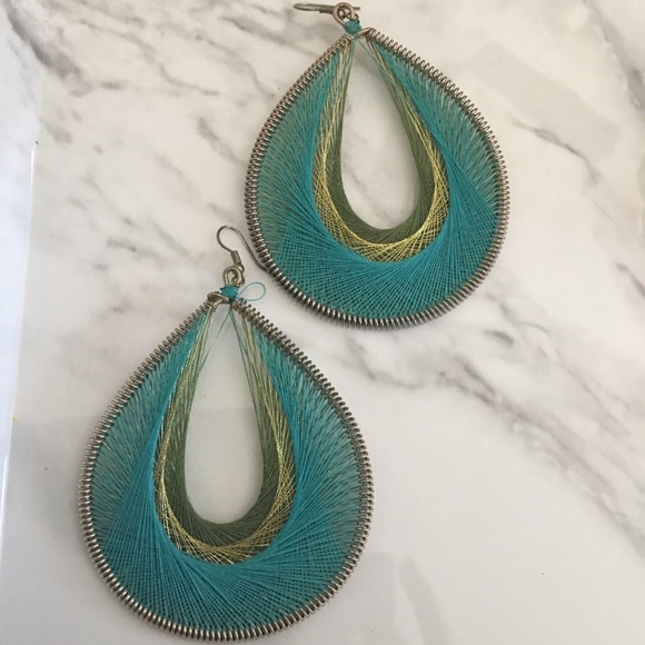 Earrings, 4 bracelets, 2 rings and purse holder - Picture 6 of 6