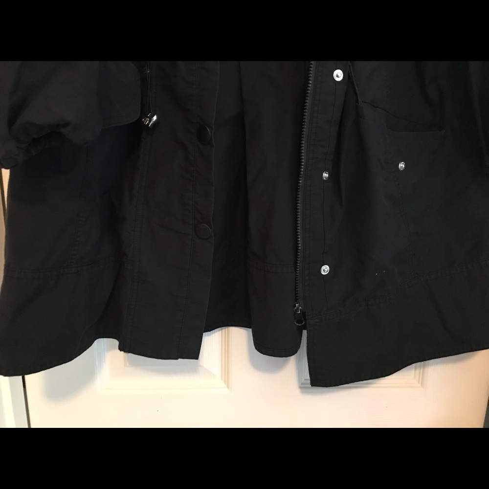 Extra pictures of Daisy Fuentes coat