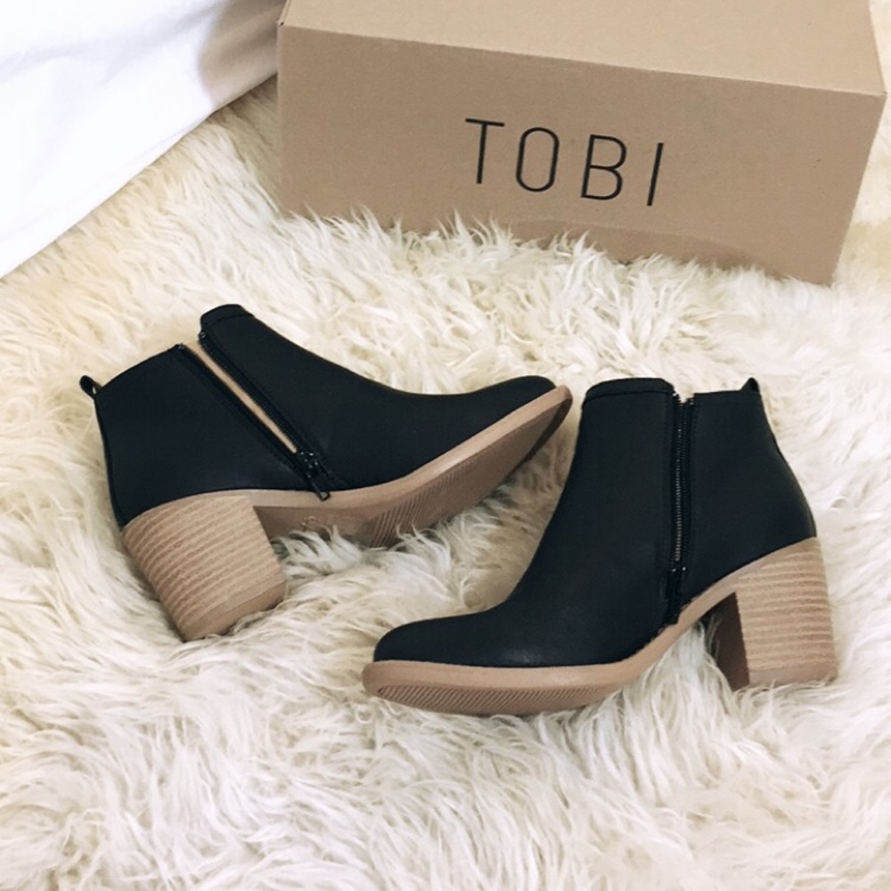 Black Leather Tobi Ankle Boots