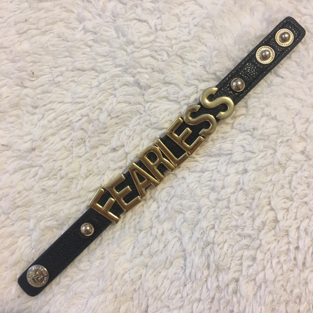 BCBGeneration “FEARLESS” bracelet