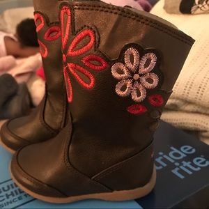 Stride Rite Lillian Brown toddler boots 5W