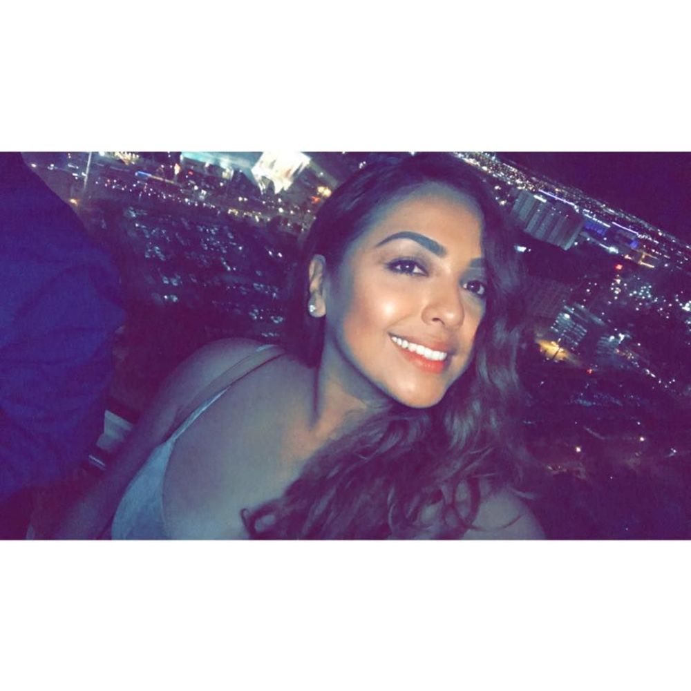 Meet your Posher, Carolina