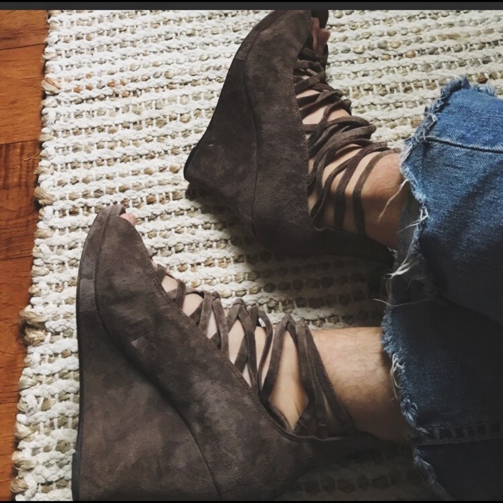 Taupe Suede Makawosky Wedges