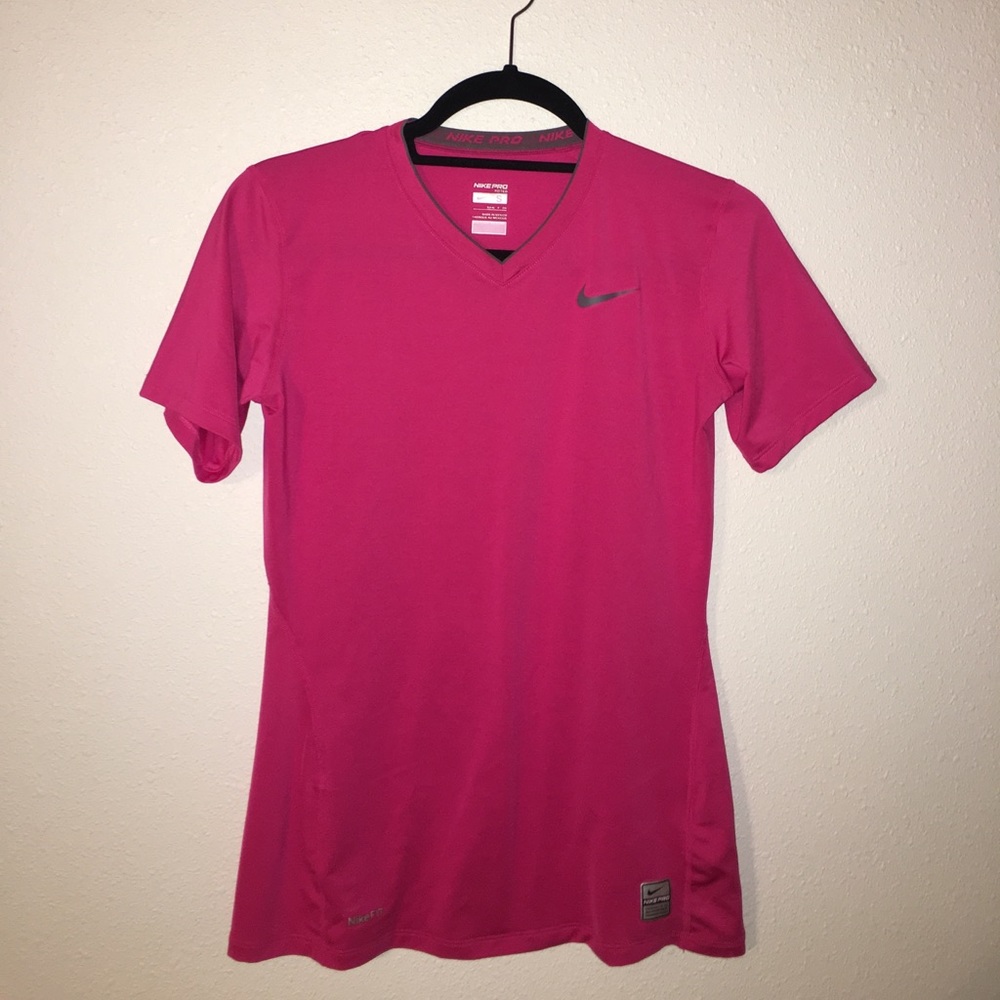 Nike Pro "Nike Fit" Top