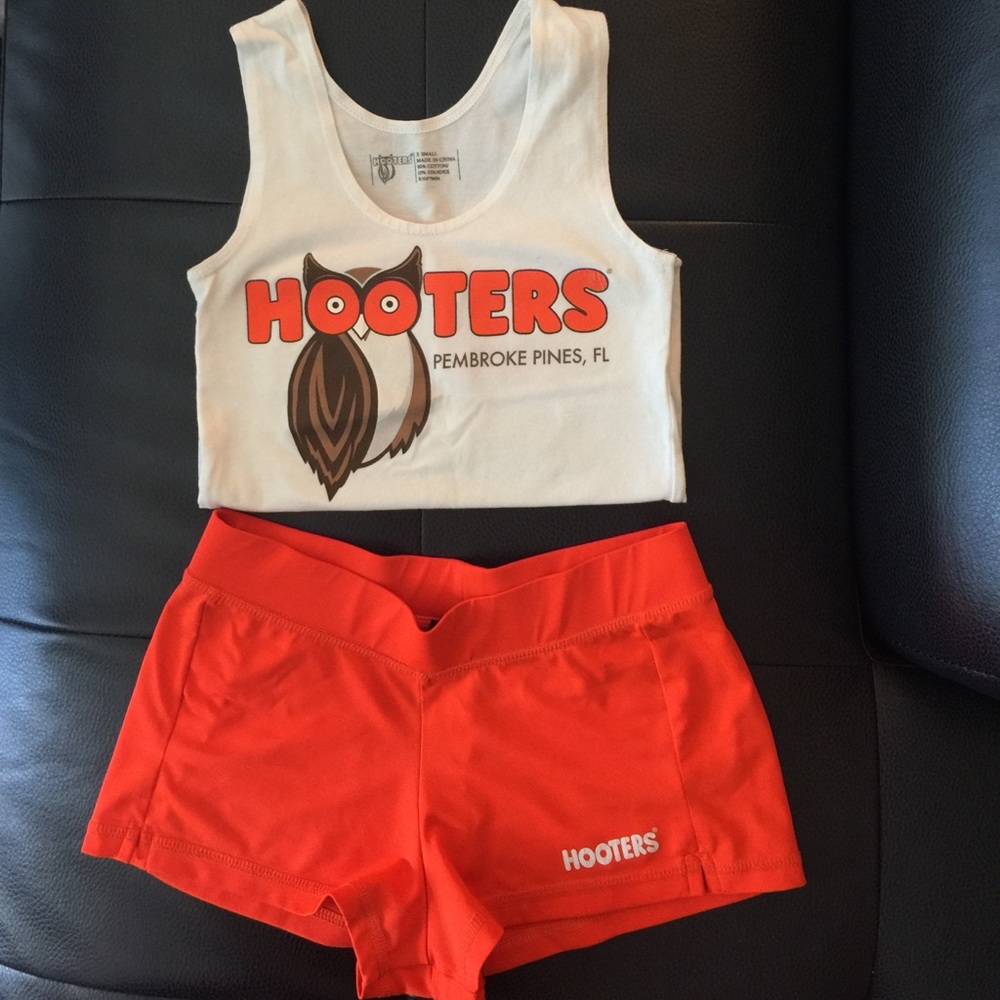 Hooters uniform for Halloween or just to have it