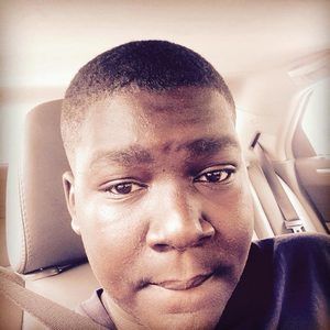 Meet your Posher, Dontrell