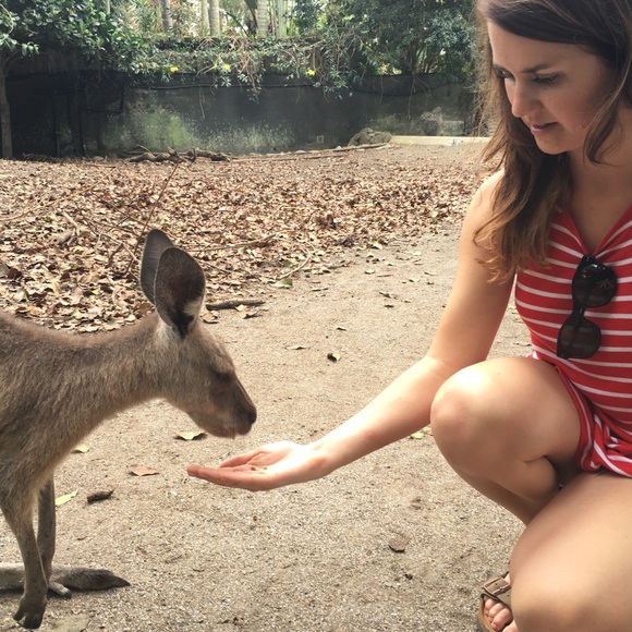 Meet your posher, Kristin - Picture 4 of 4