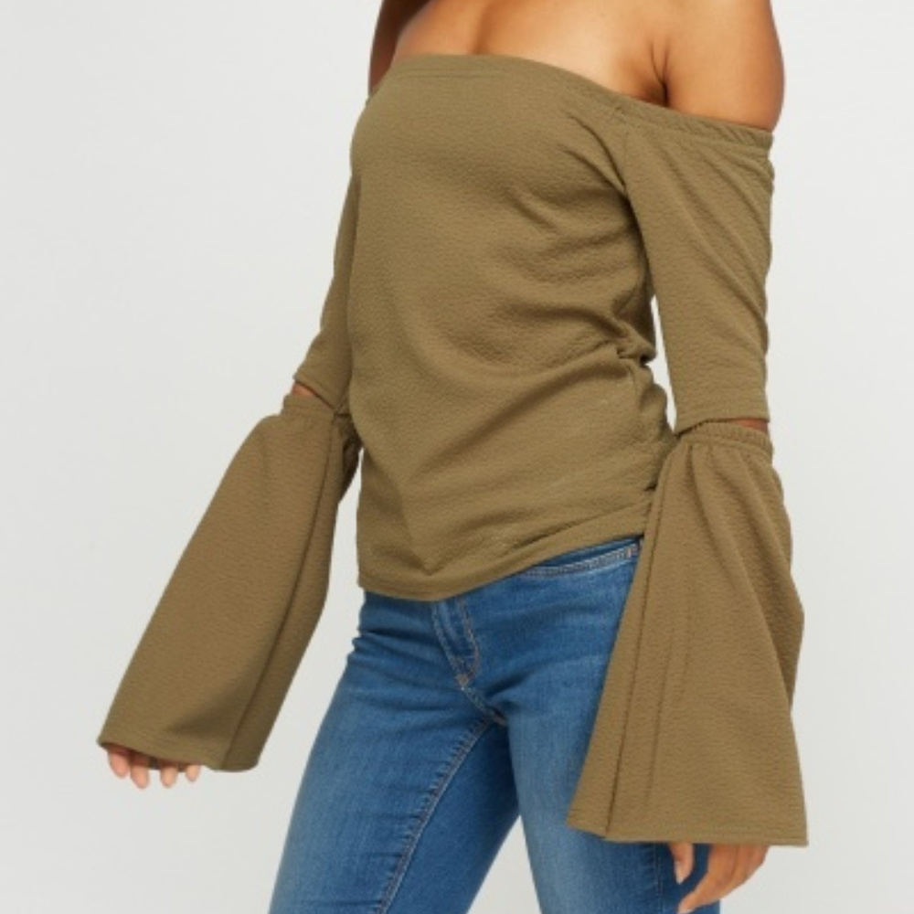 ⭕Final Drop!💥Off the Shoulder Cut out Top Green - Picture 2 of 6