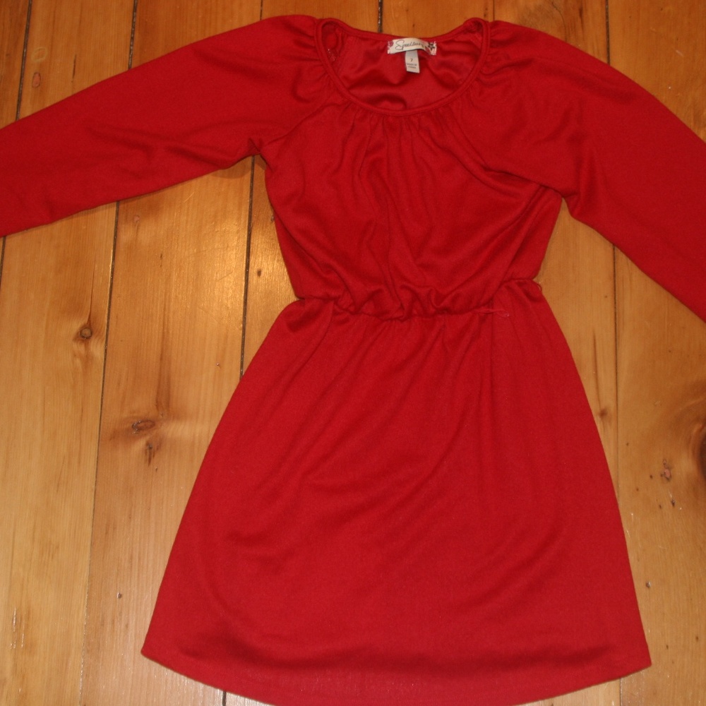 Red long sleeve dress