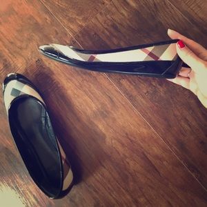 Burberry flats, shoes, authentic