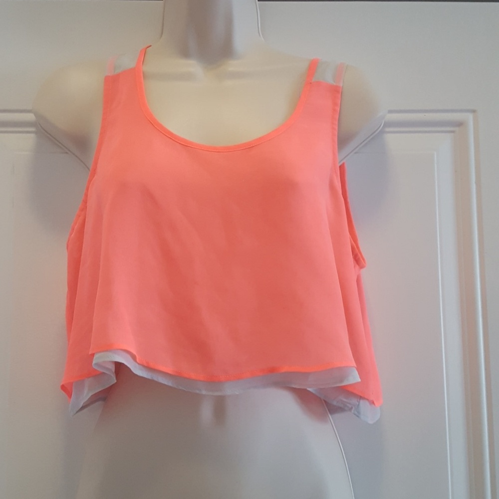 Cropped hot pink and grey cut out shirt