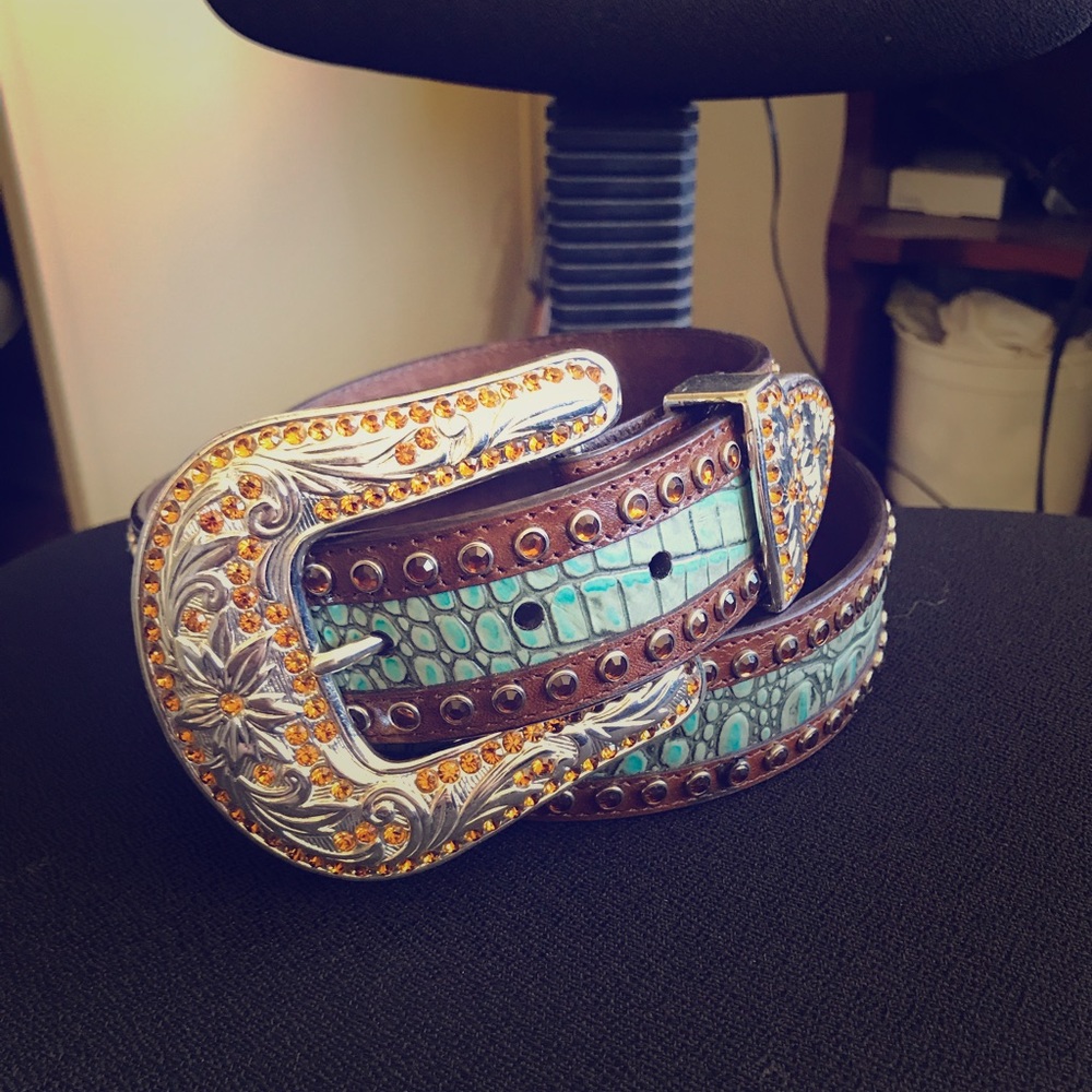 BRAND NEW Turquoise Gator Belt