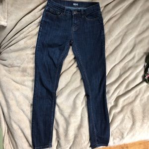BDG mid rise jeans size 26