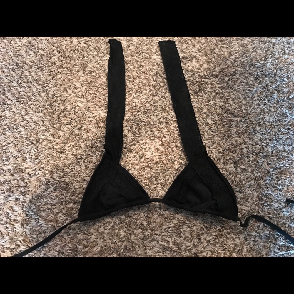Lace trim string bikini top