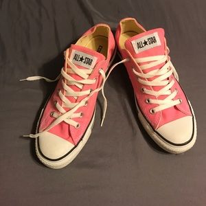 Pink Converse size 8 Men/ 10 Women