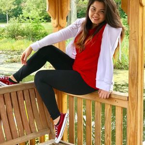 Meet your Posher, Alex