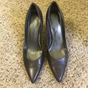 Brown Nine West Pumps