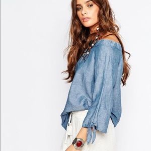 Free People Show Some Shoulder Chambray Top, XS