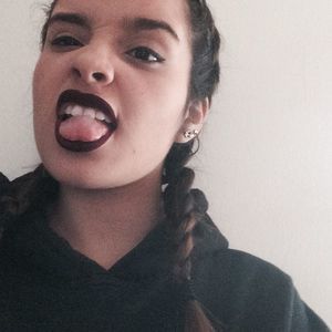 Meet your Posher, Karol