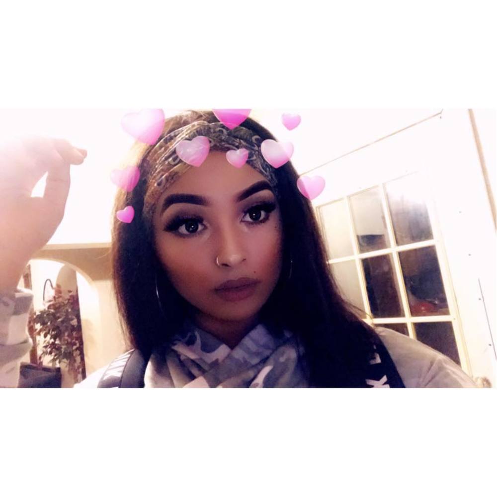 Meet your Posher, Olivia