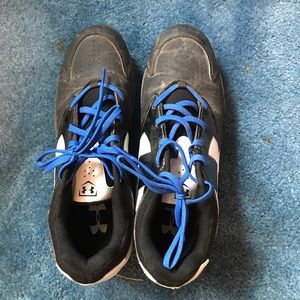 Women’s softball cleats 8.5