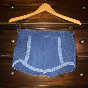 Flowy Earthbound shorts