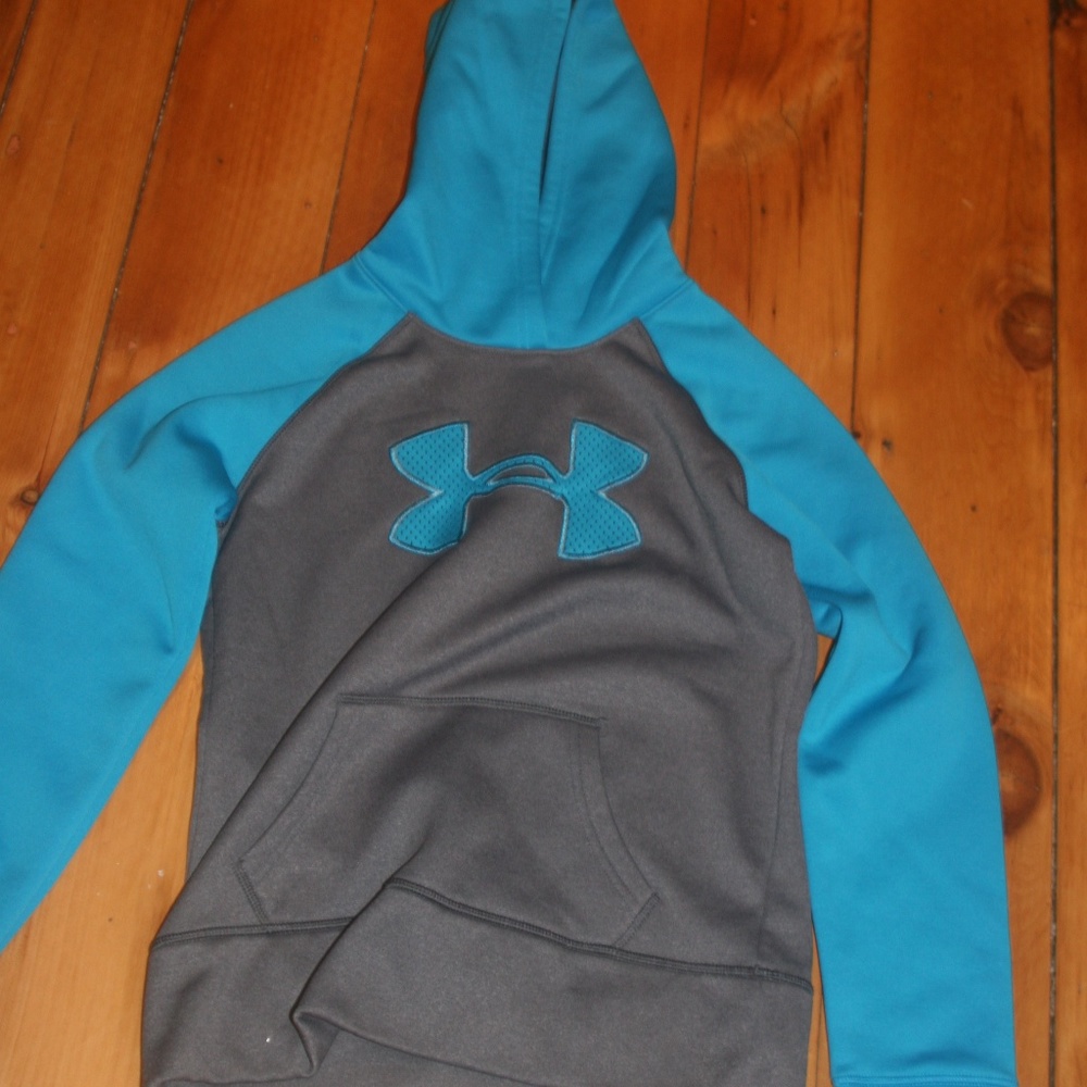 Under Amour Sweatshirt