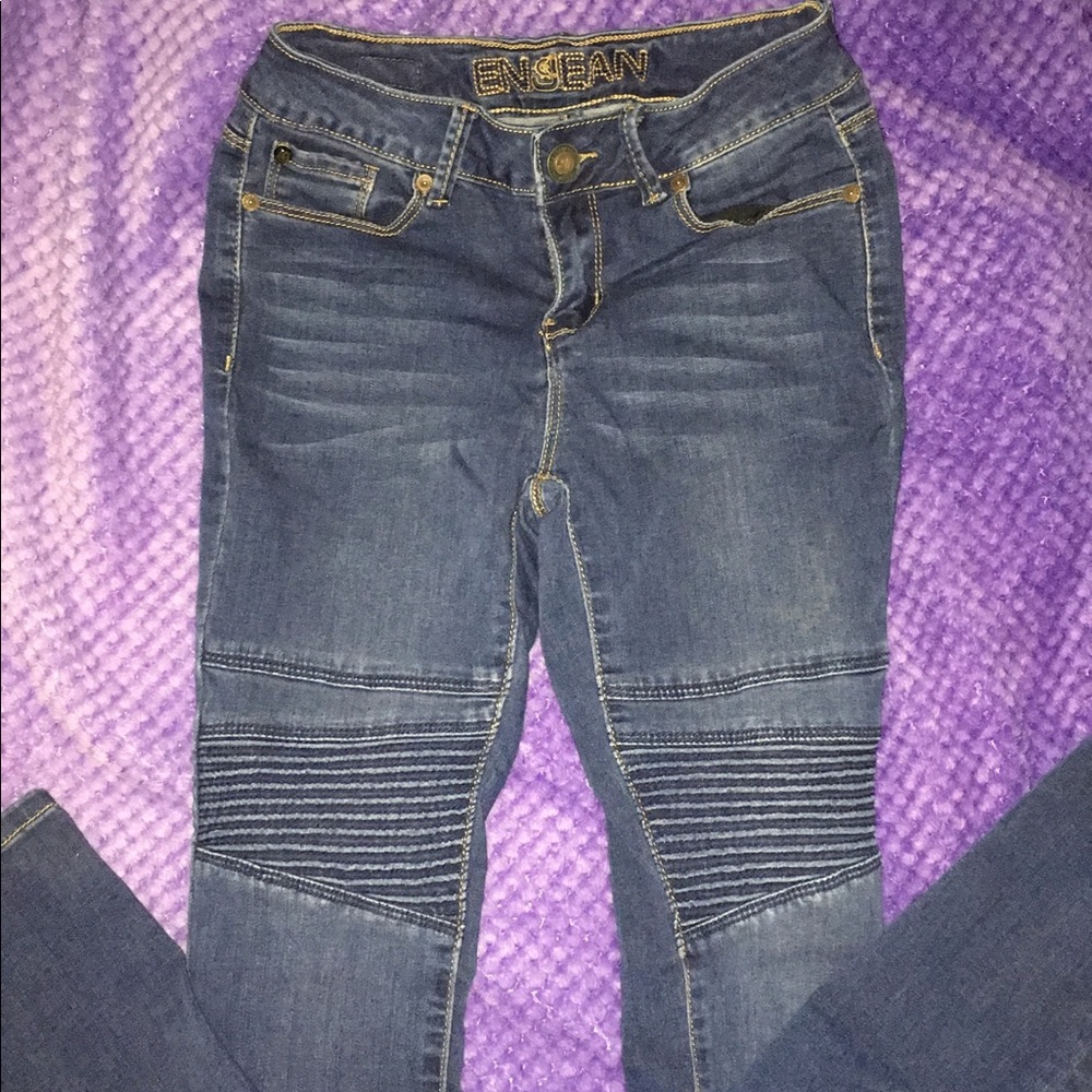**SOLD*** - Picture 2 of 7