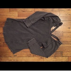 Free people 3/4 sleeve shirt with open back