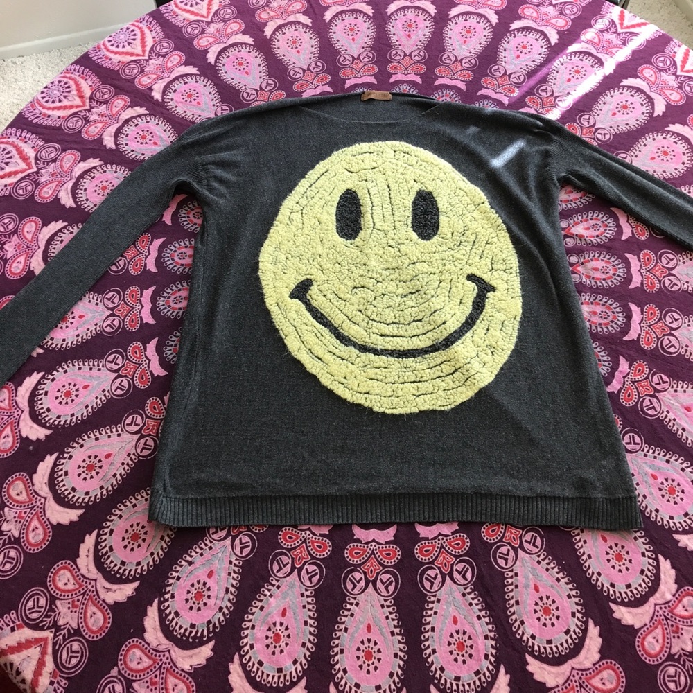 Sweater - Picture 1 of 6
