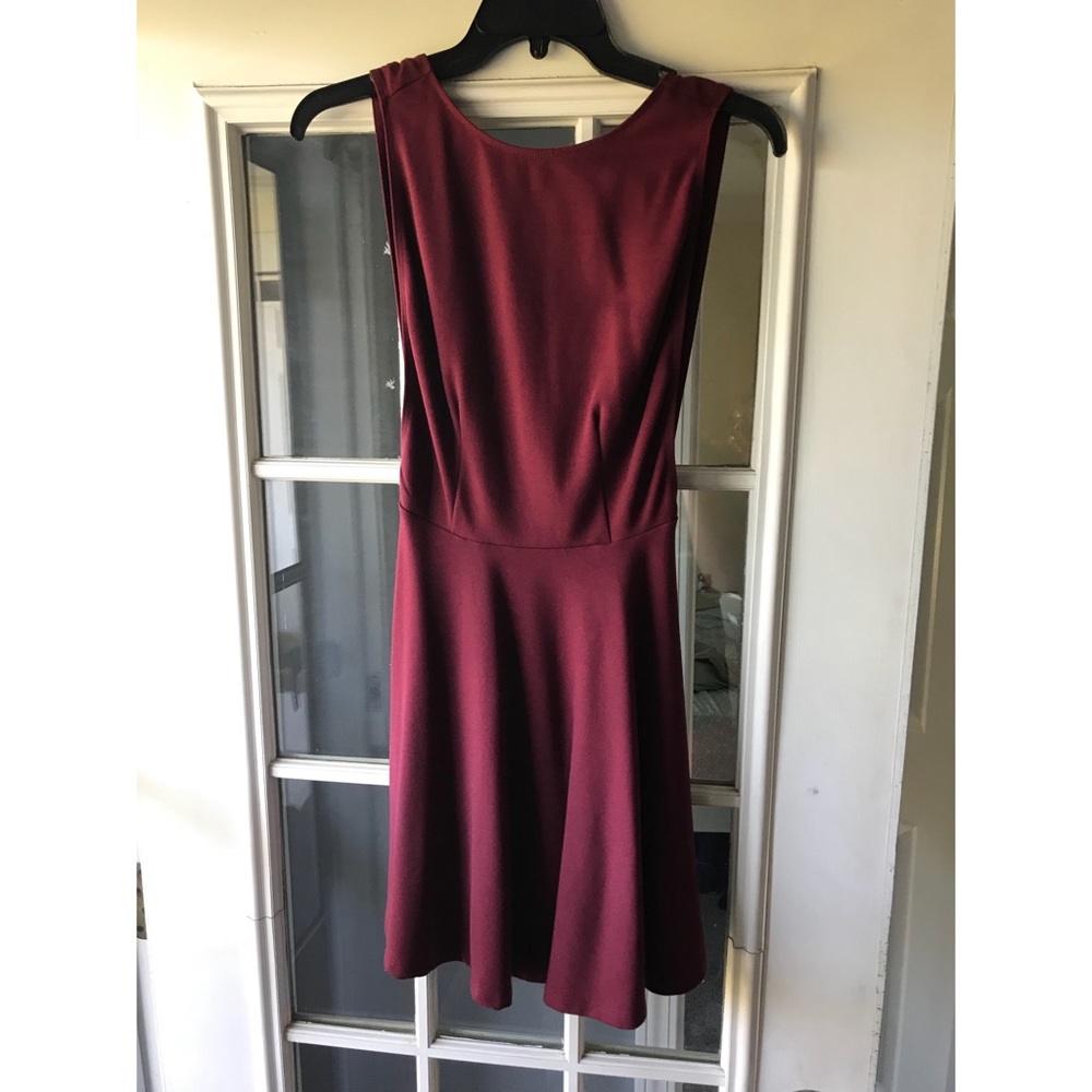 Sleeveless skater dress