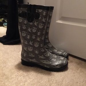 Owl rain boots
