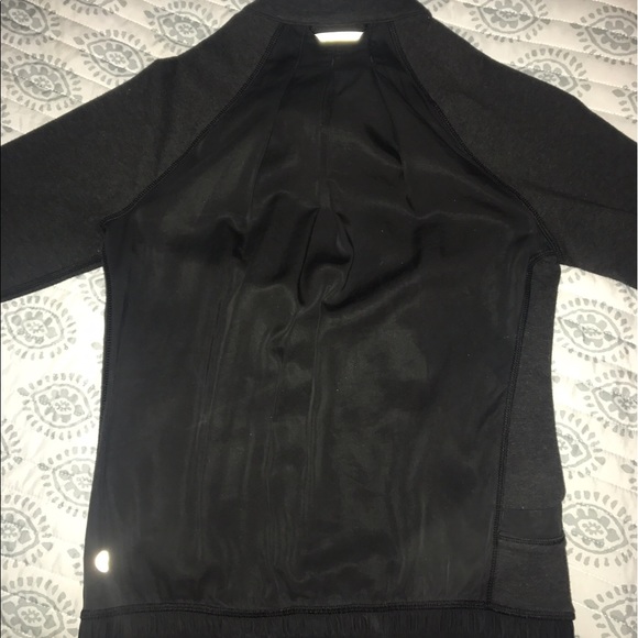 Lululemon Jacket - Picture 5 of 8