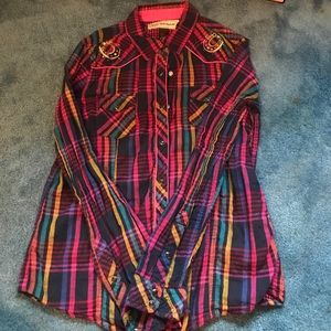 Women’s plaid button up