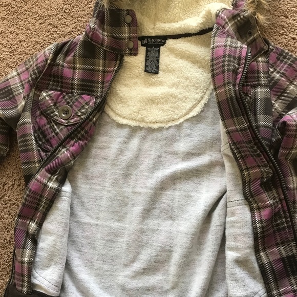 Plaid zip up Jacket - Picture 2 of 4