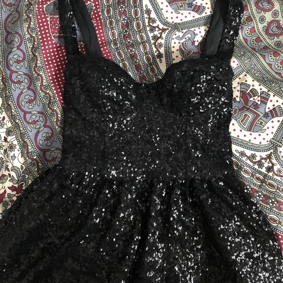 black sequin homecoming/ cocktail dress - Picture 3 of 3