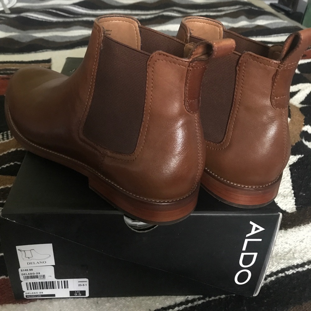 Also Delano size 9.5 men's fashion boots