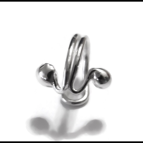 925 sterling silver Fake Tragus clip on earring - Picture 3 of 8