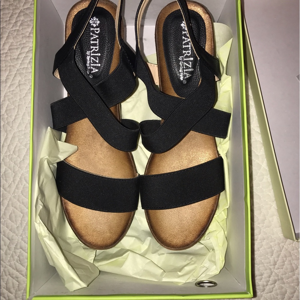 Black and Tan wedges
