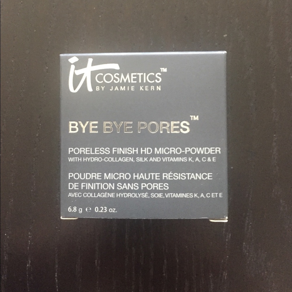 It Cosmetics Bye Bye Pores HD Loose Powder