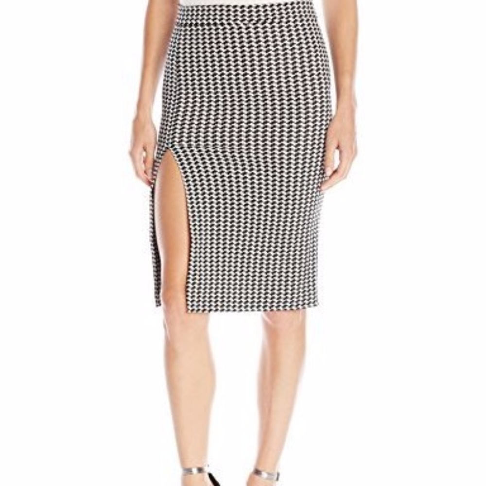 XOXO Houndstooth Jacquard High Slit Skirt S
