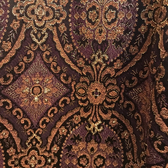 elegant skater cut dress - Picture 2 of 4