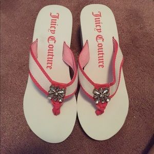 Juicy Couture platform flip flops