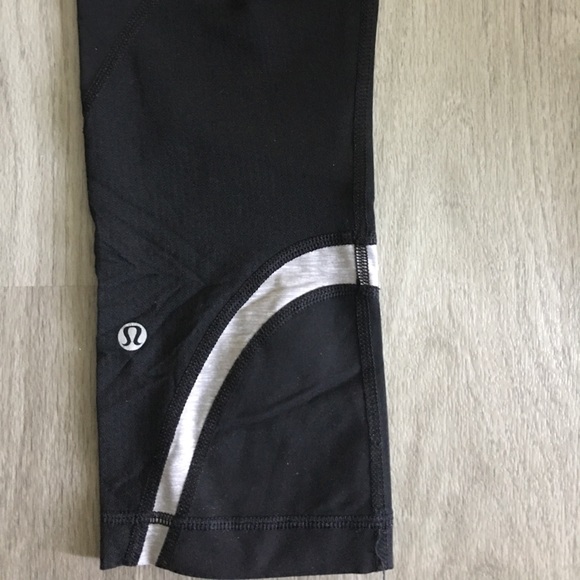 Lululemon Run Inspire Crop - Picture 4 of 8