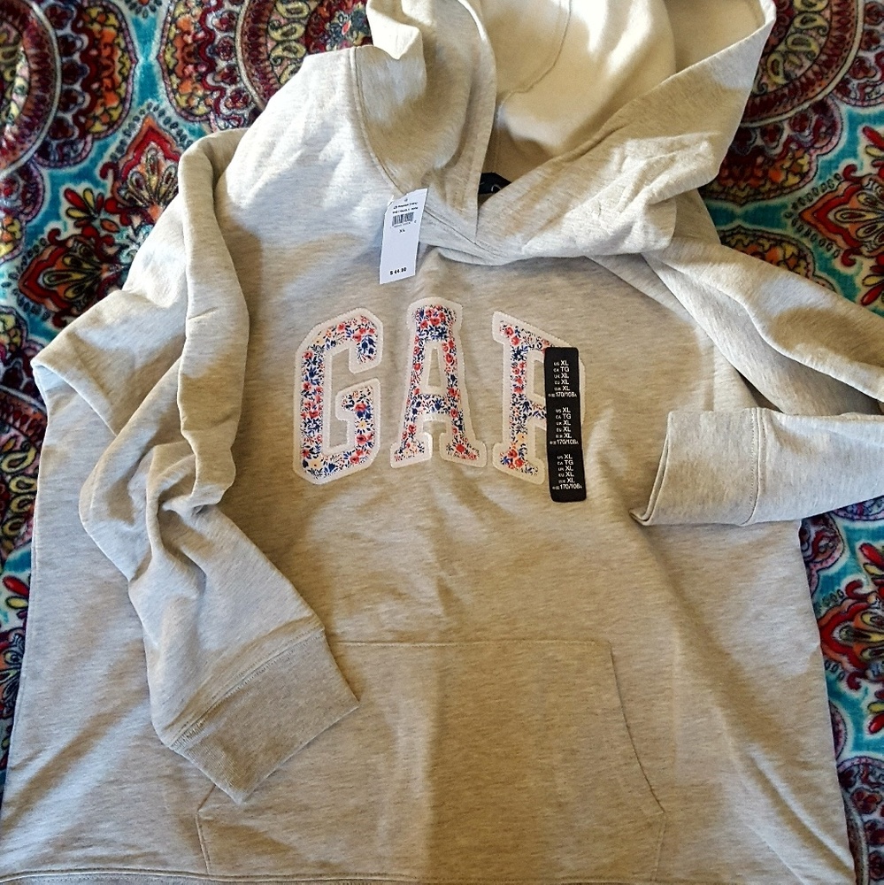 GAP Hoodie Sweater
